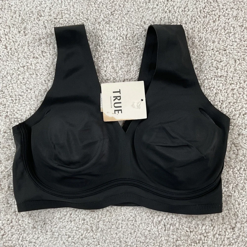 True & Co True Body Lift V-Neck‎ Bra Black Seamless Wirefree 14838-001 XS NEW